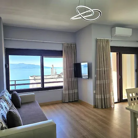 公寓 Cozy With Private Balcony, Sarandë